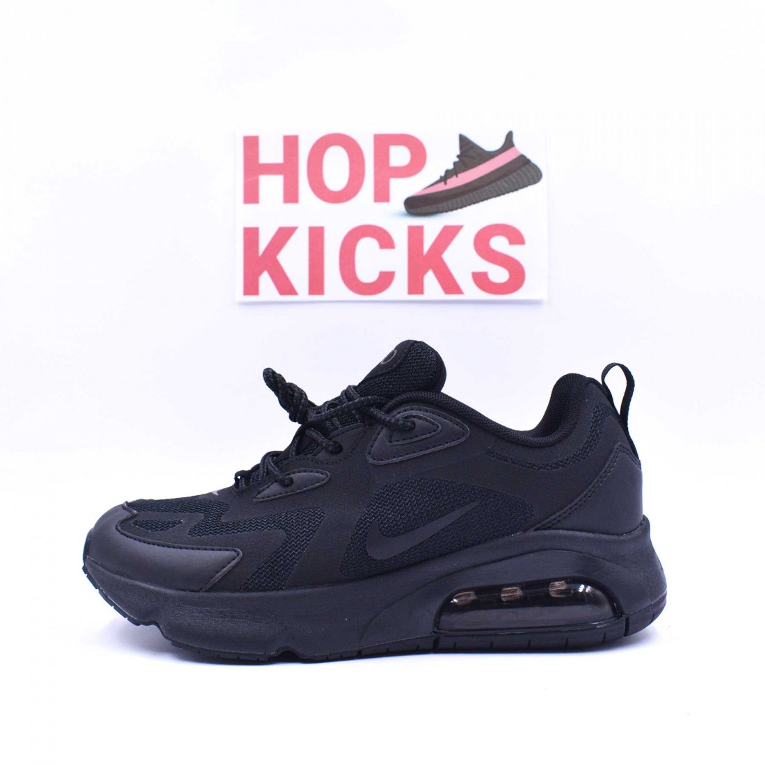 nike 200 all black